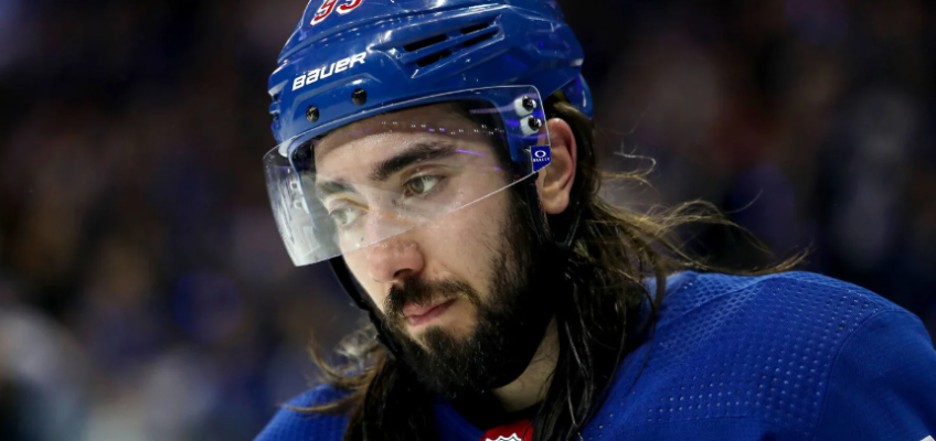 Mika Zibanejad i en Rangers-tröja